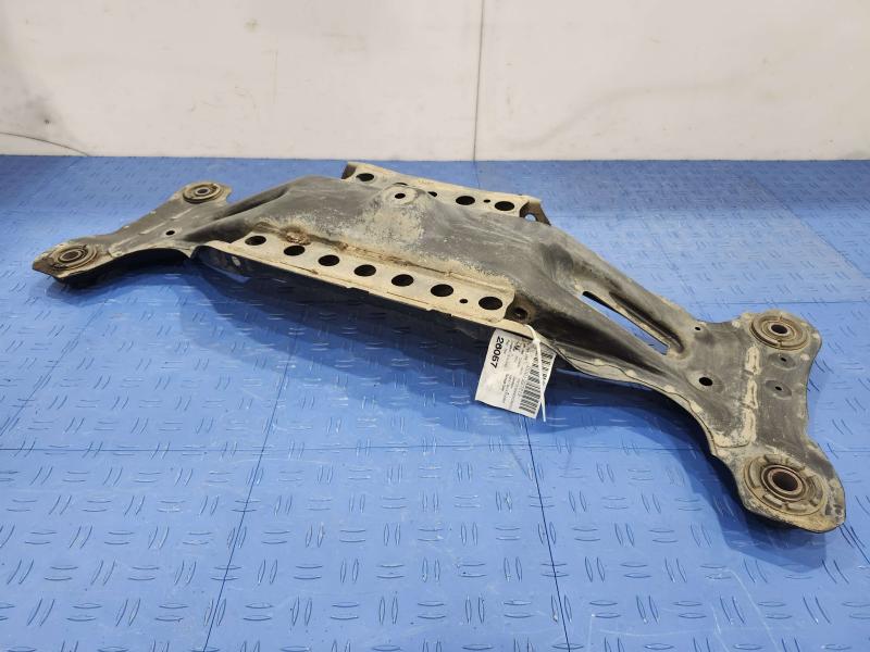 2002 Toyota Camry Crossmember/Cradle/Undercarria