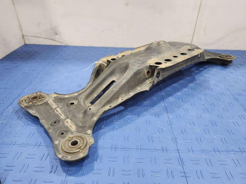 2002 Toyota Camry Crossmember/Cradle/Undercarria