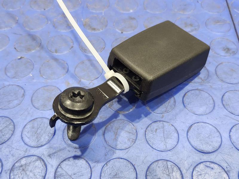 2014 Ford Explorer Rear Seat Belt