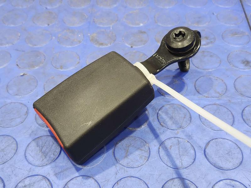 2014 Ford Explorer Rear Seat Belt