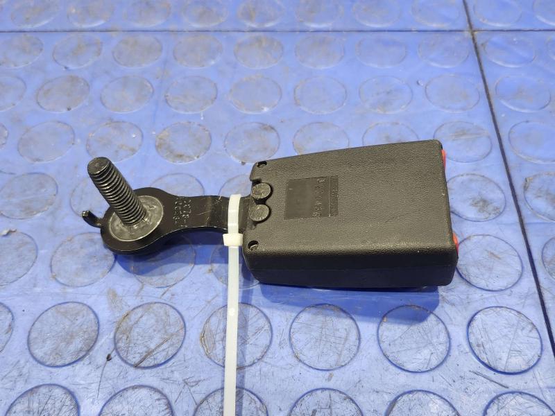 2014 Ford Explorer Rear Seat Belt