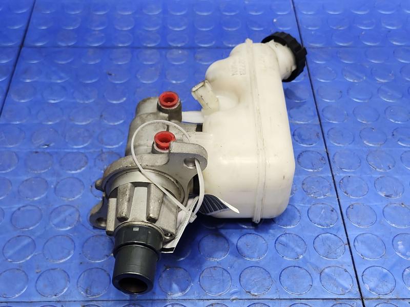 2012 Dodge Grand Caravan Master Cylinder