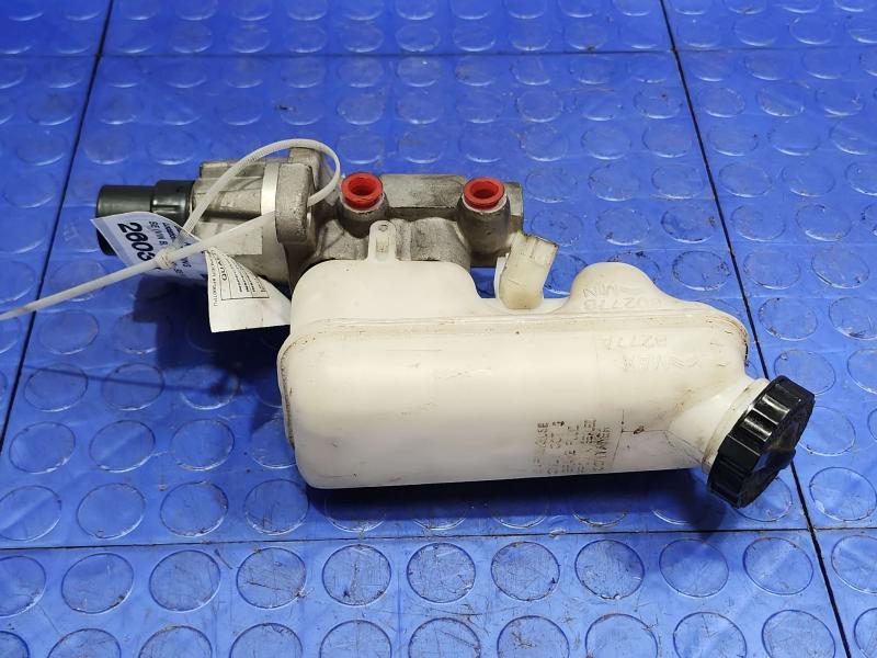2012 Dodge Grand Caravan Master Cylinder
