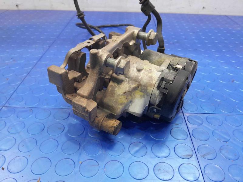 2017 Mercedes C-Class Caliper