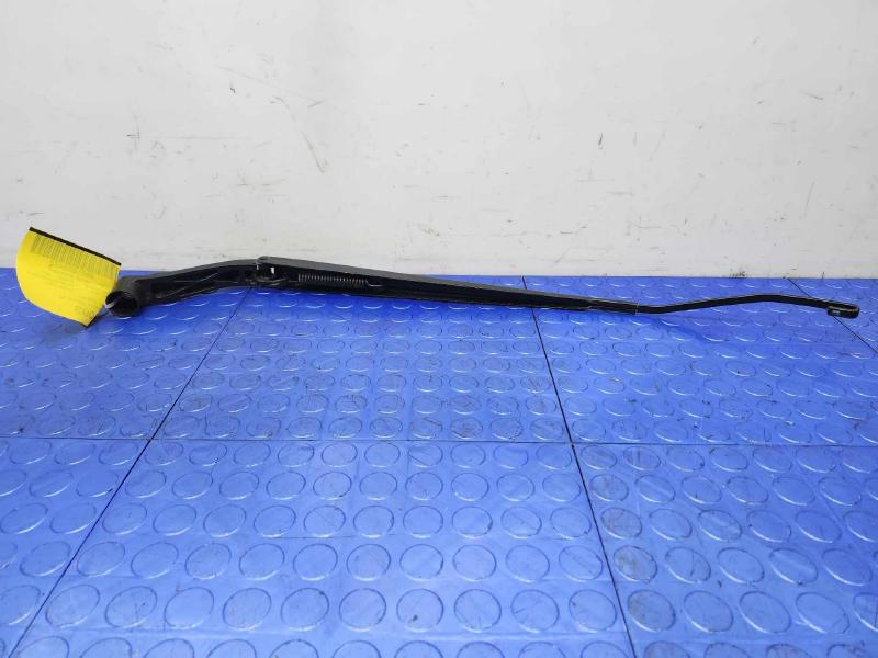 2016 Nissan Rogue Wiper Arm