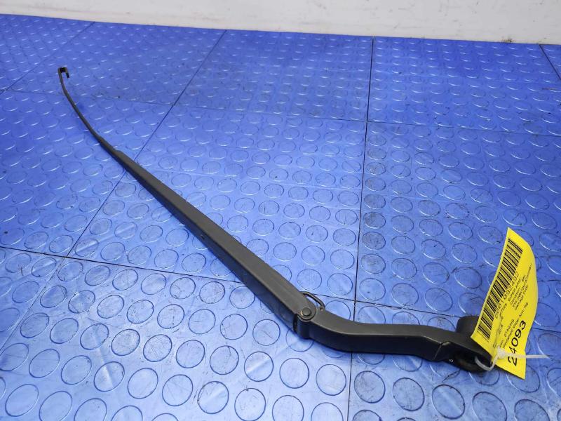 2016 Nissan Rogue Wiper Arm
