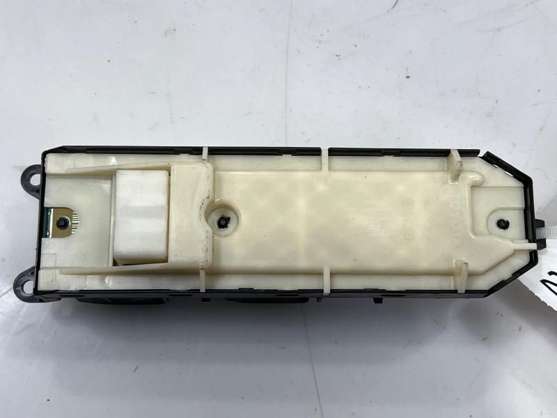 2010 - 2014 Toyota Prius Master Window Switch Assembly OEM 8404006020
