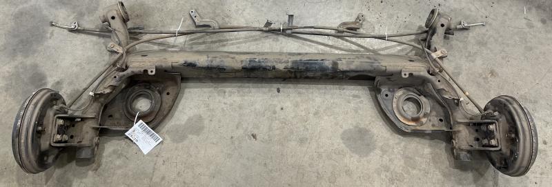 2014 - 2019 Nissan Versa 1.6L Rear Beam Axle Rear Suspension Assembly OEM 555013WC1B