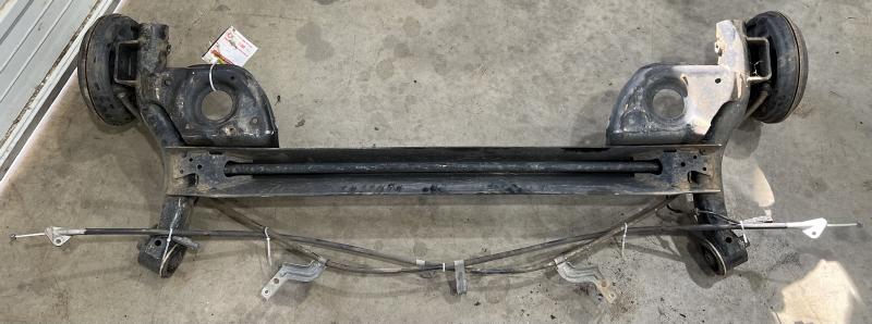 2014 - 2019 Nissan Versa 1.6L Rear Beam Axle Rear Suspension Assembly OEM 555013WC1B