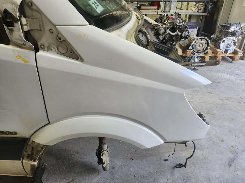 2012 Mercedes Sprinter Fender