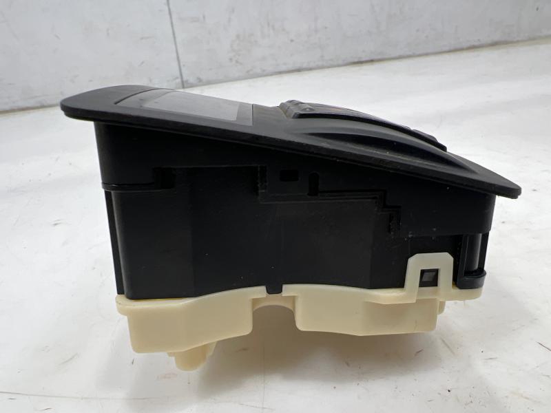2009 - 2015 Honda Pilot Rear Automatic Climate Temperature Controls OEM 79650SZAA41ZB