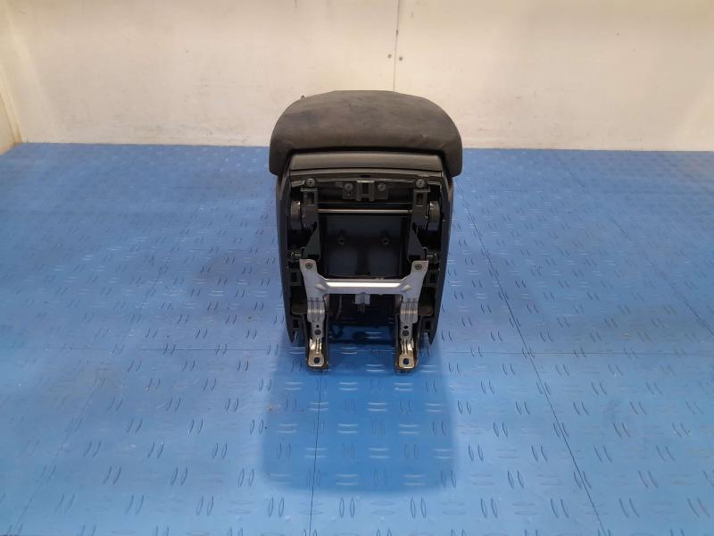 2011 Honda Accord Front Console
