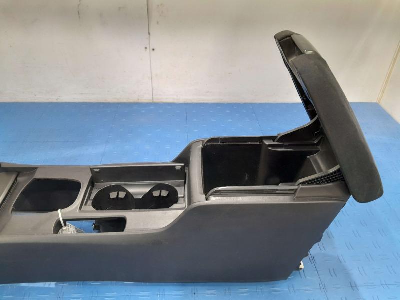 2011 Honda Accord Front Console