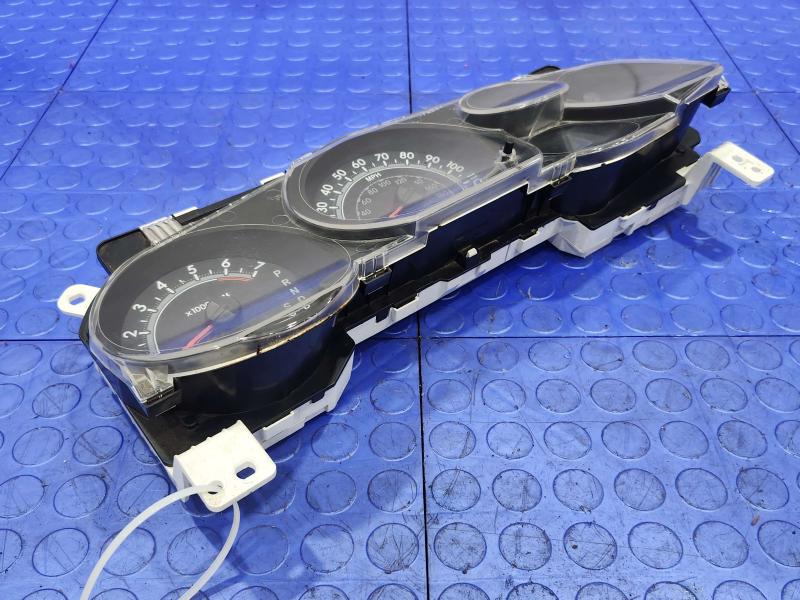 2007 Toyota Tundra 4.7L Instrument Panel Cluster Speedometer OEM 838000C470