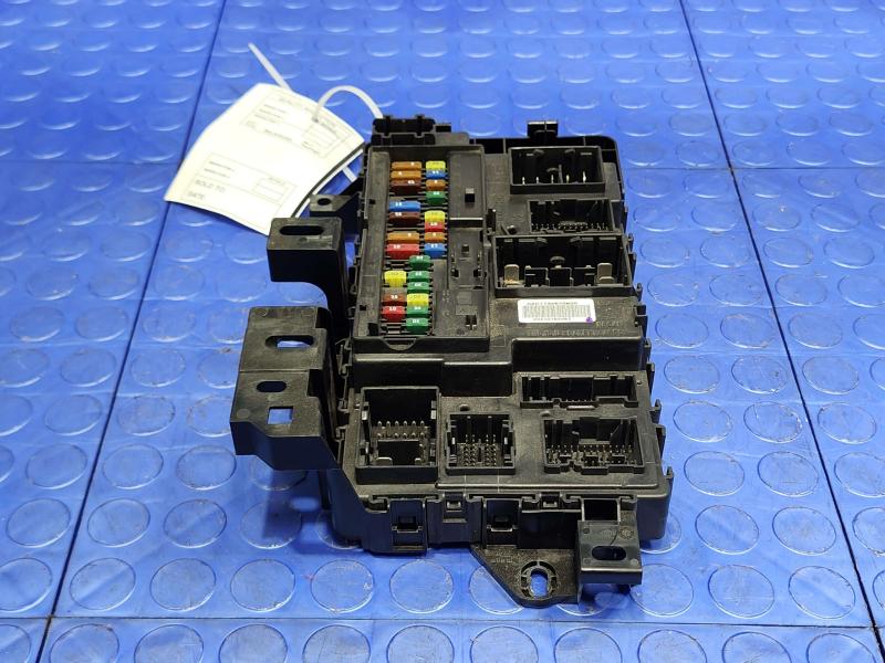 2020 Ford Mustang Cabin Fuse Box