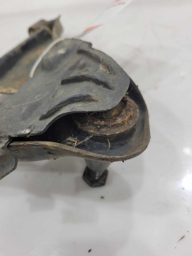 1996 Nissan 300ZX Lower Control Arm Rr