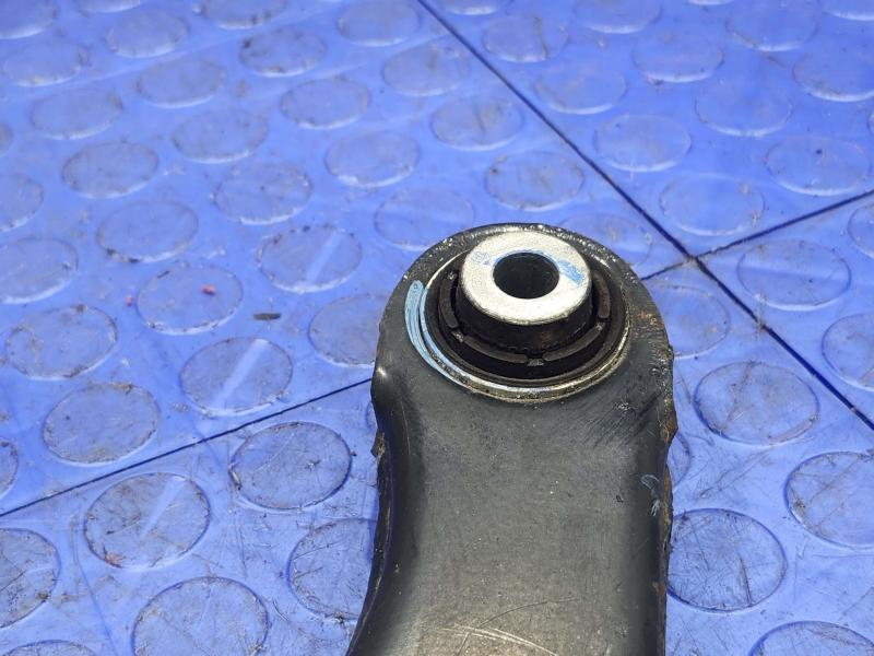 2020 Volkswagen Passat Upper Control Arm Rear