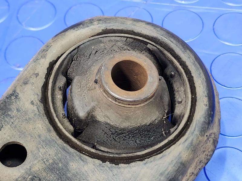 2010 Toyota Prius Lower Control Arm Front