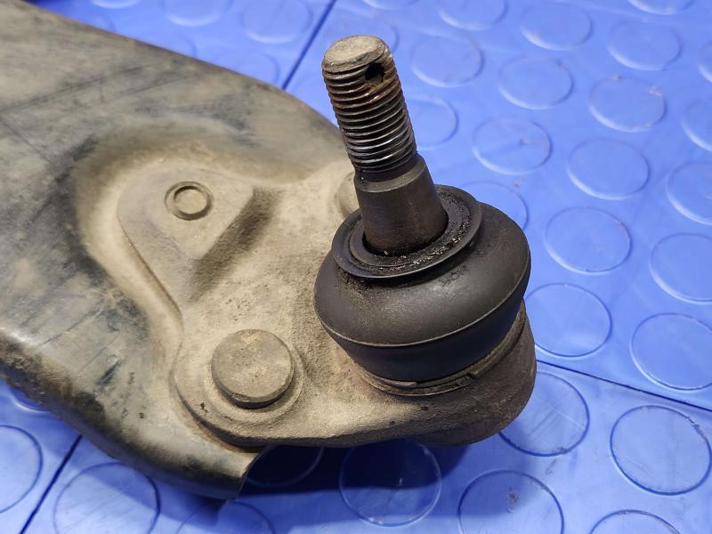 2010 Toyota Prius Lower Control Arm Front