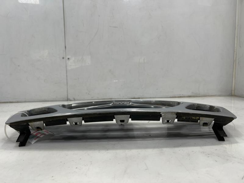 1999 - 2003 Saab 9-3 Upper Radiator Grille Assembly w/ Emblem OEM 4677894