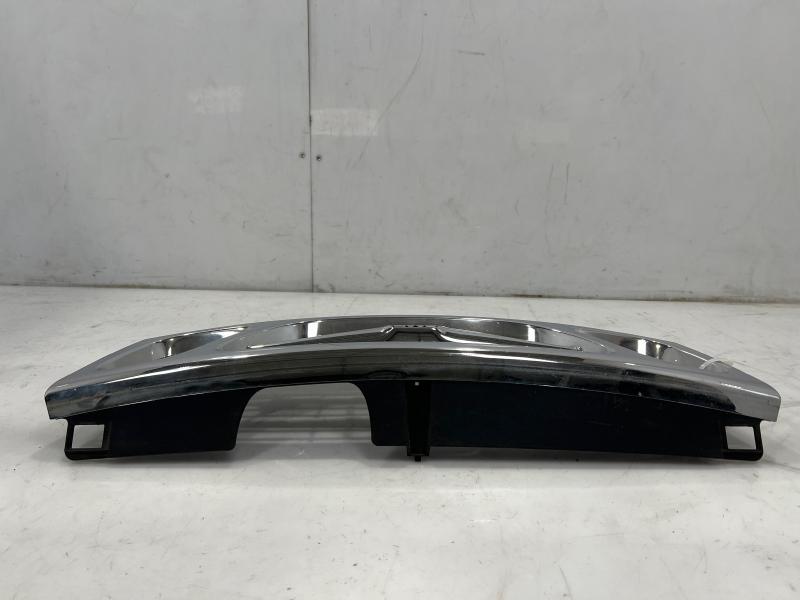 1999 - 2003 Saab 9-3 Upper Radiator Grille Assembly w/ Emblem OEM 4677894