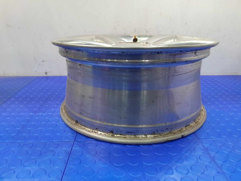 2007 Pontiac Solstice Wheel