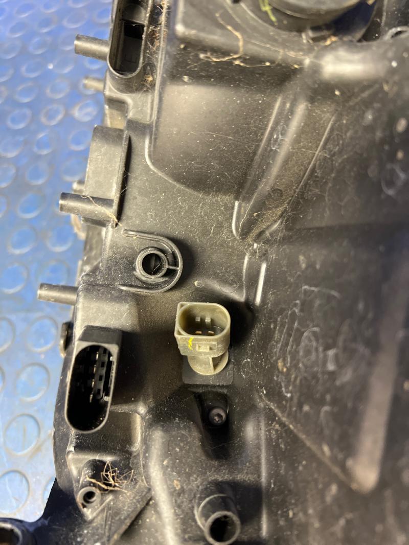 2008 Mercedes ML-Class Headlamp Assembly