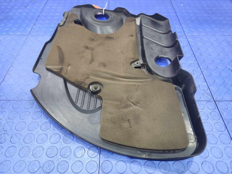 2010 Chevrolet Impala Engine Cover