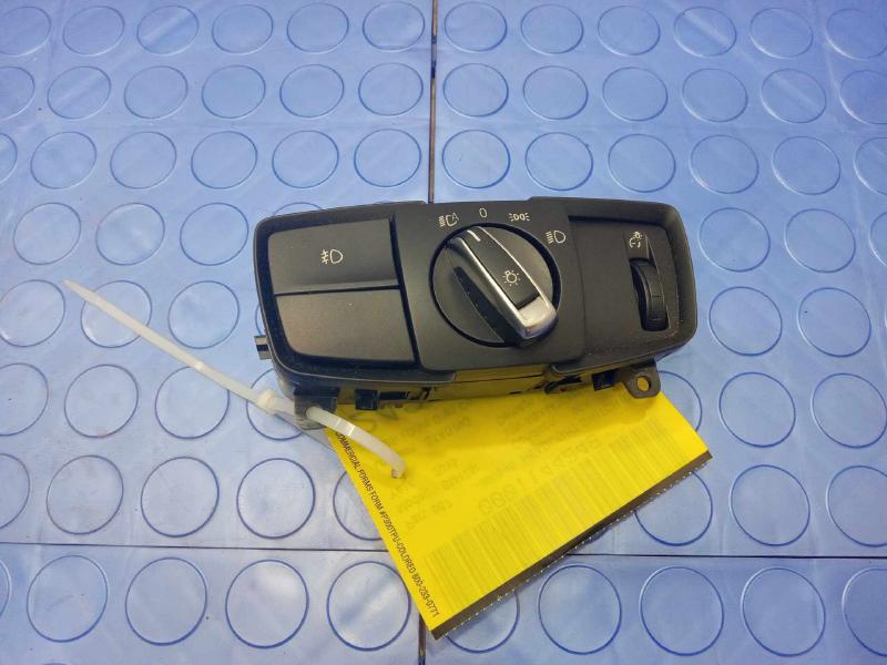 2015 BMW 428i Headlight Switch (Dash Mtd)