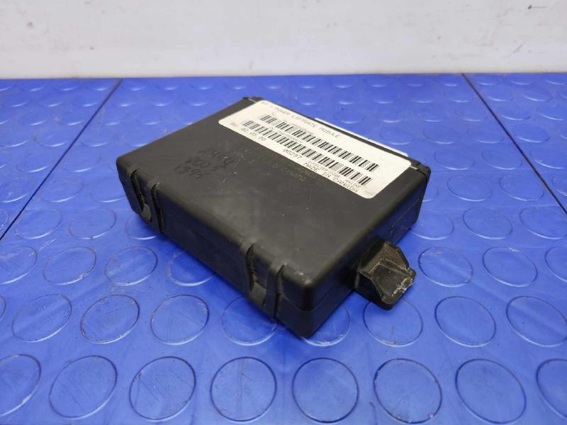 2009-2010 Volkswagen Routan Power Lift-Gate Control Module OEM 5082068AH