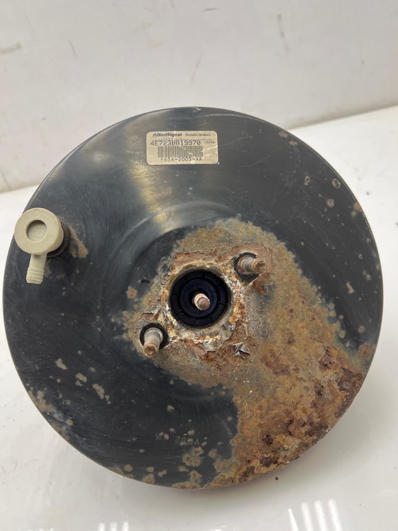 1997 1998 Ford F150 Bendix Power Brake Booster OEM F85Z2005AA