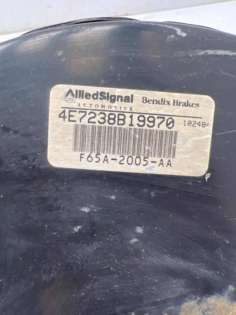 1997 1998 Ford F150 Bendix Power Brake Booster OEM F85Z2005AA