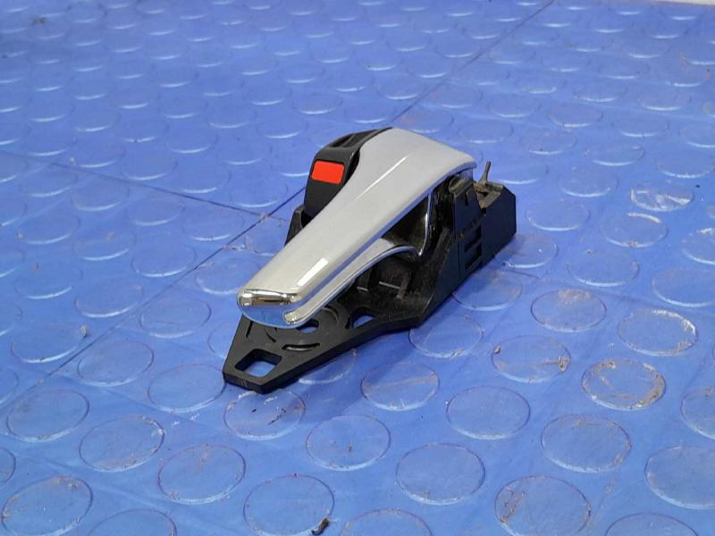 2014 Toyota RAV4 Inside Door Handle