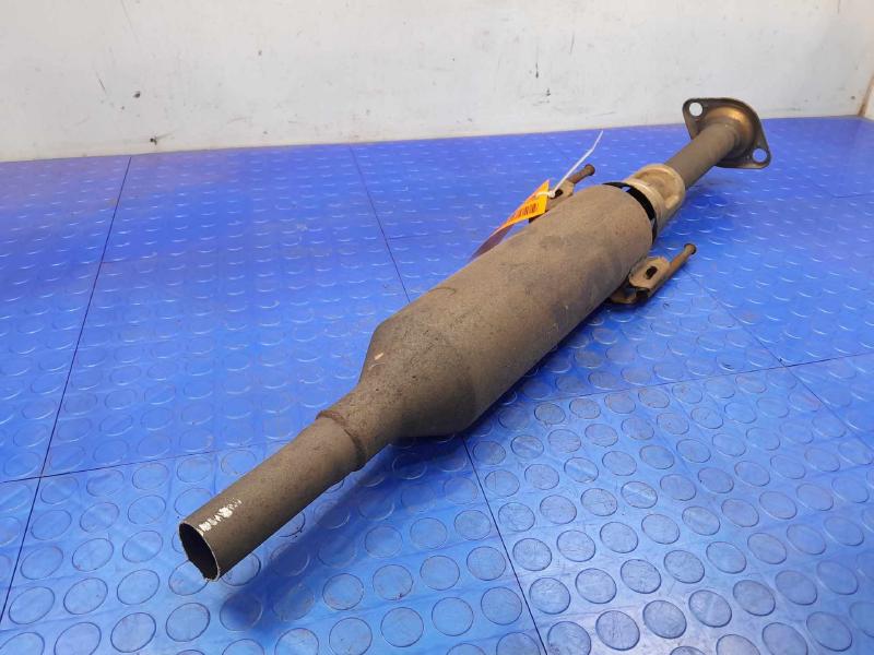 2014 Nissan Versa Muffler