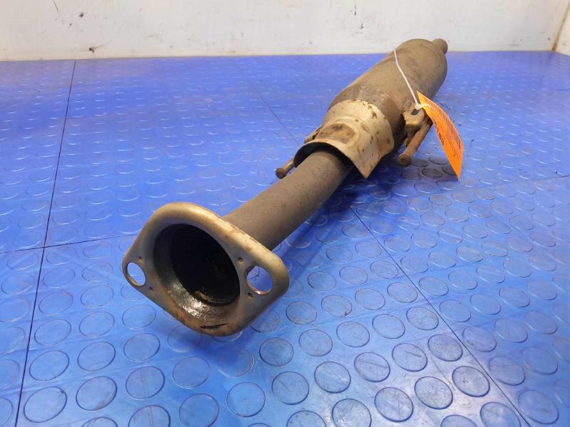 2014 Nissan Versa Muffler