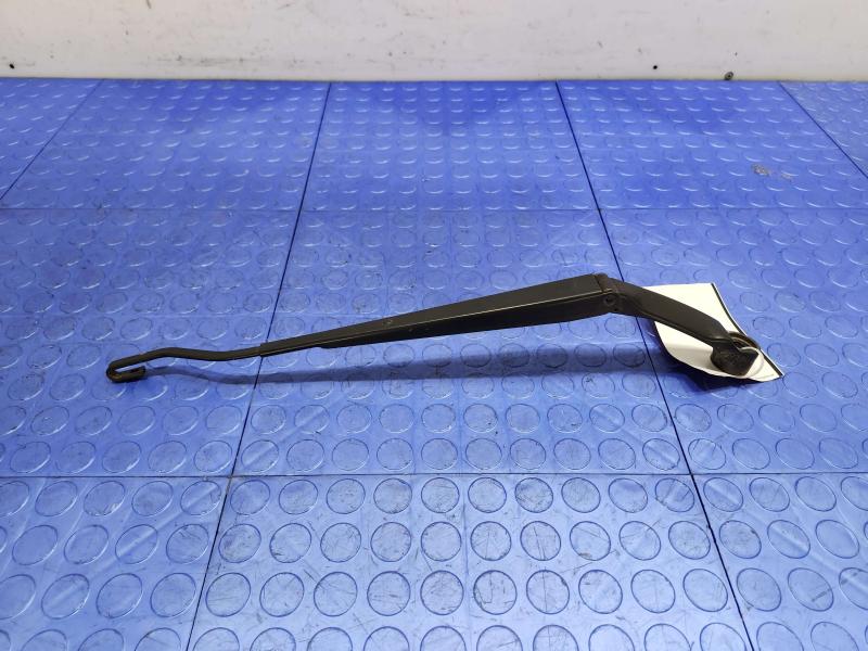 2003 Toyota 4Runner Wiper Arm