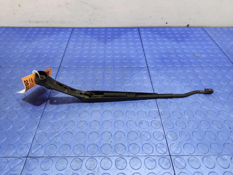 2003 Toyota 4Runner Wiper Arm