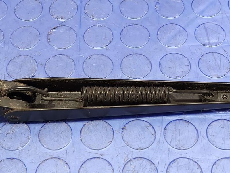 2003 Toyota 4Runner Wiper Arm