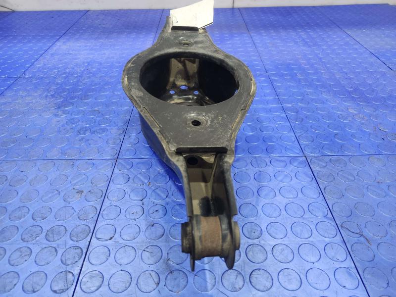2013 Nissan Pathfinder Lower Control Arm Rr