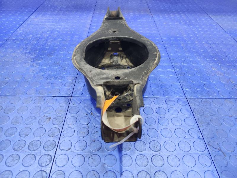 2013 Nissan Pathfinder Lower Control Arm Rr