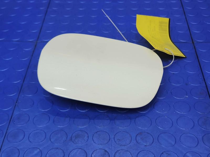 2014 Acura RLX Fuel Tank Door