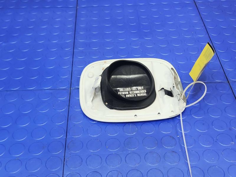 2014 Acura RLX Fuel Tank Door