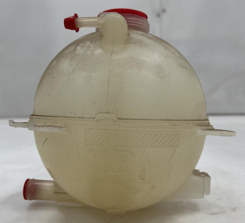 2019 GMC Acadia Coolant Recovery Bottle