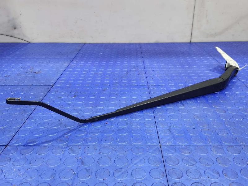 2017 Chevrolet Malibu Wiper Arm