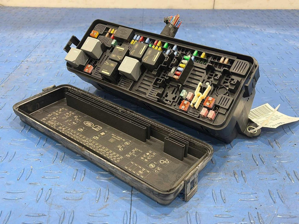 2016 Land Rover Range Rov Cabin Fuse Box