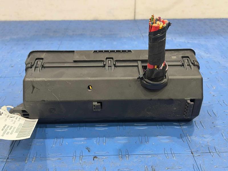 2016 Land Rover Range Rov Cabin Fuse Box