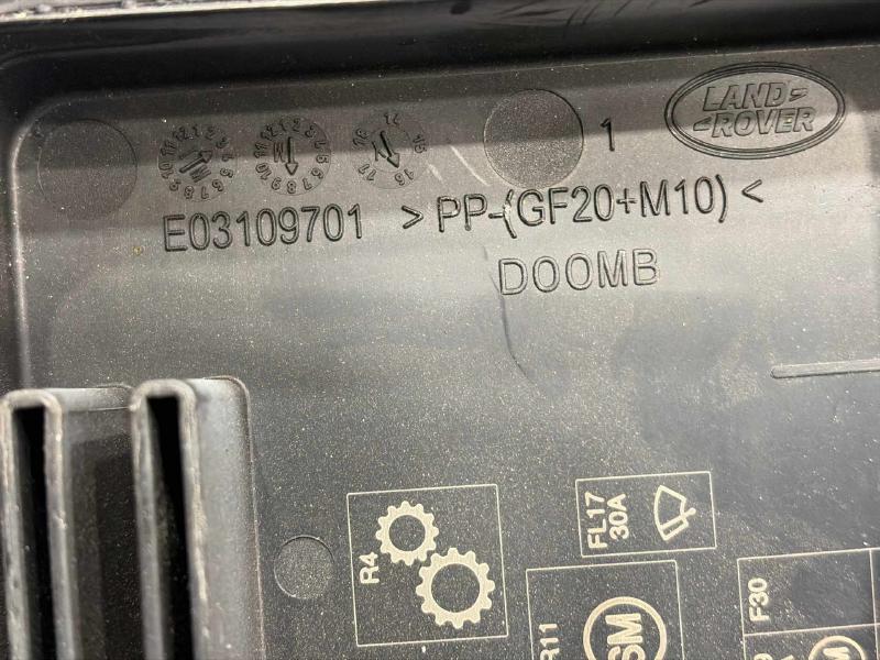 2016 Land Rover Range Rov Cabin Fuse Box