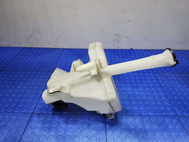 2015 Toyota Prius Washer Bottle