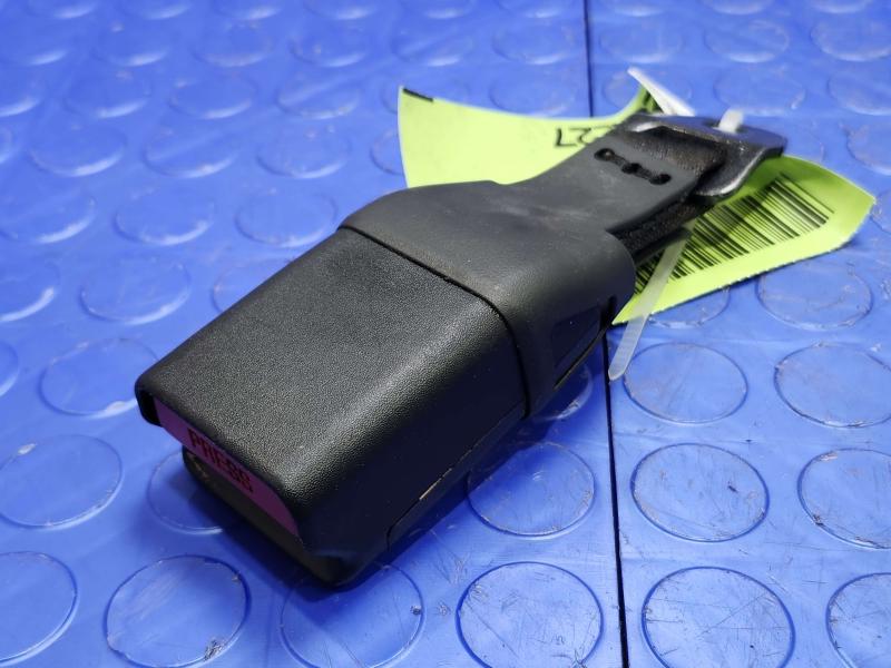 2017-2023 Subaru Impreza Rear Seat Belt Buckle Right Passenger Side Black OEM ,RH