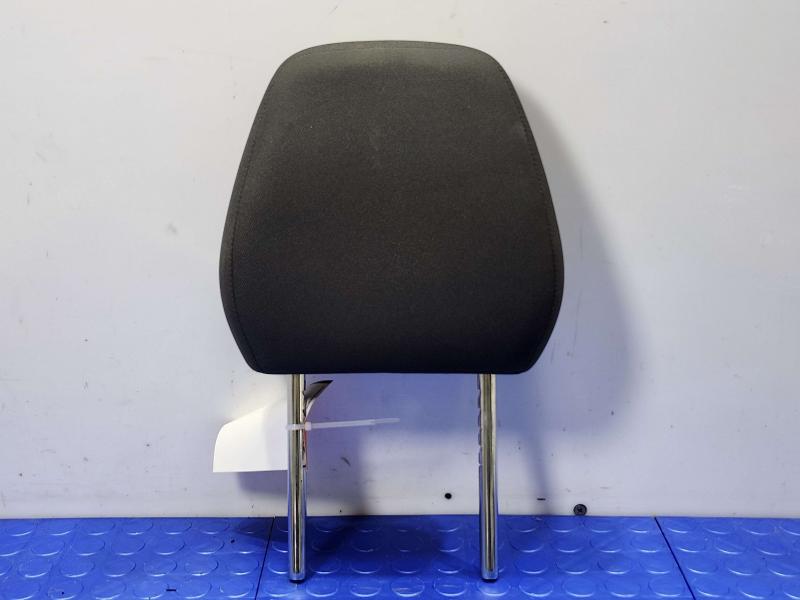 2019 Honda HR-V Headrest